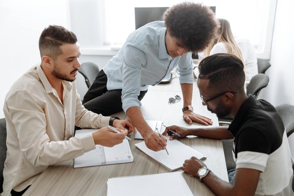 Location bureau moderne à Marseille 13012 : flexibilité et confort